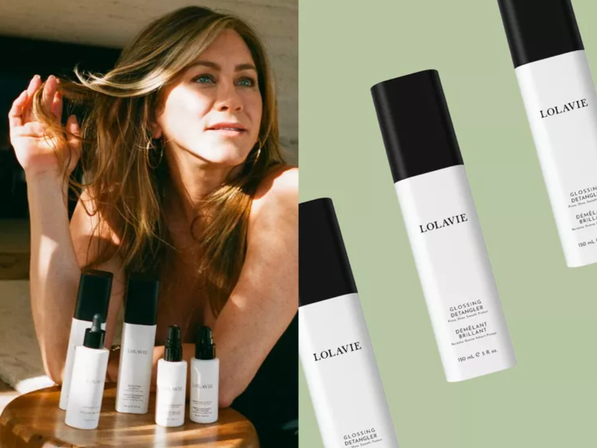 Jennifer Aniston’s Hair Detangler Is a Savior for “Thick, Color-Treated” Strands, Per Shoppers