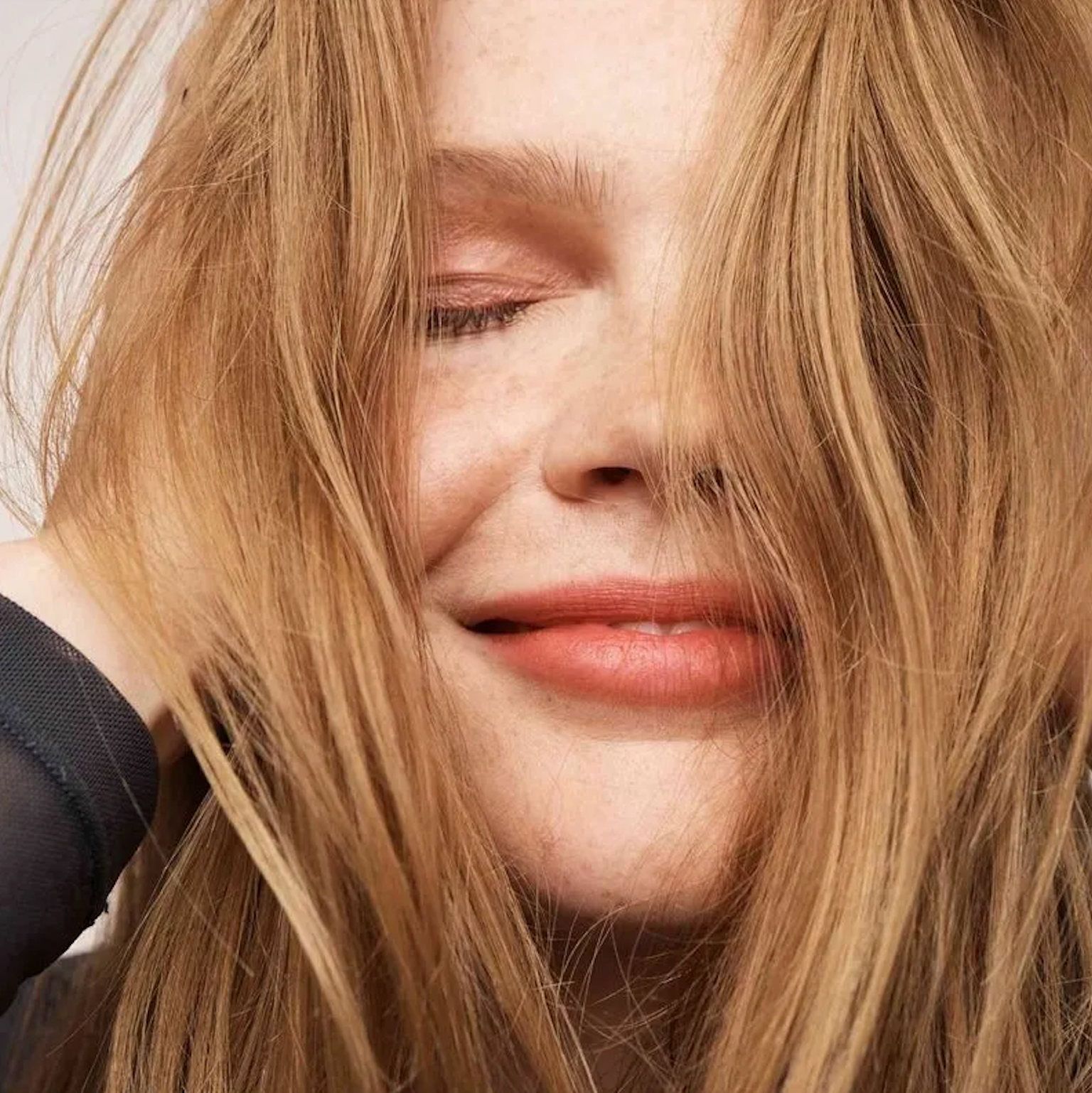 Flyaway Hairs Driving You Mad? Tame Your Locks With These Tips, Tools, and Tricks