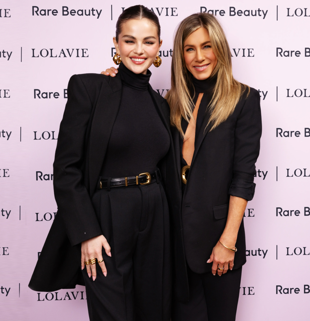 Selena Gomez and idol Jennifer Aniston suit up in matching styles for Galentine’s Day beauty event